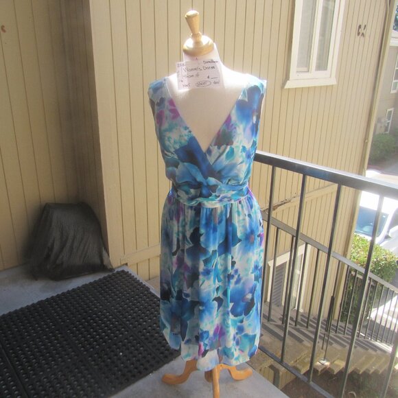 #313  NEW WOMEN'S CHIFFON FLORAL SUMMER DRESS BY DRESS BARN  (SIZE 14) - Picture 1 of 3